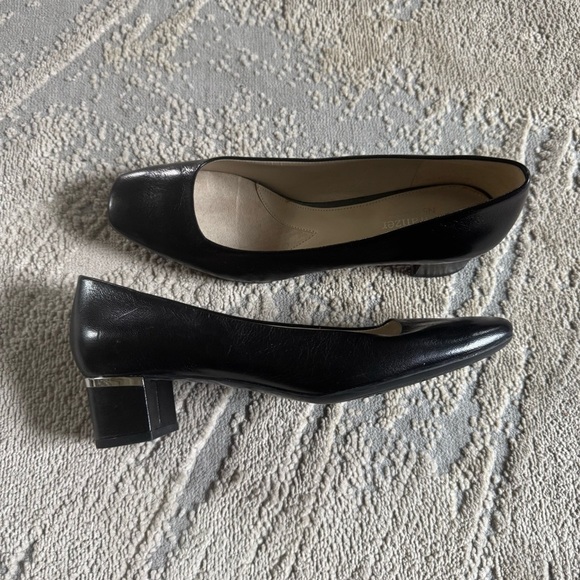 Naturalizer Wanda black leather pumps square toe low block heel 9 - Picture 1 of 11